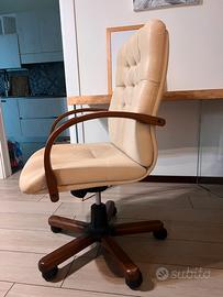 Sedia da scrivania presidenziale in ecopelle