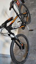 TREK 3500 Disc 26' - 2015 Usata.