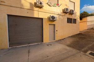 Locale deposito artigianale di recente costruzione