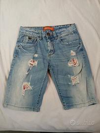 Jeans corti strappati t 42