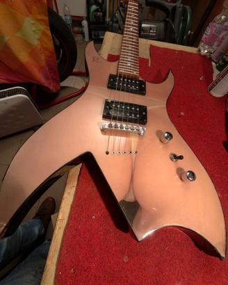 BC RICH The Bitch's Back 
