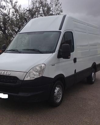 Iveco Daily 35s21 3000cc FURGONE DI SERIE - 2014