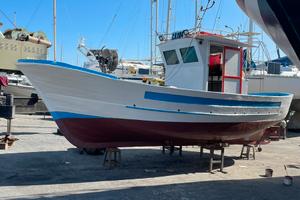 Barca da pesca con licenza