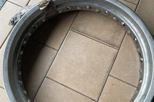 Cagiva Elefant 900 cerchio posteriore