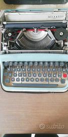 MACCHINA DA SCRIVERE MANUALE  "OLIVETTI"