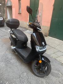 Sunra Robo S - scooter elettrico