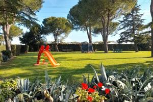 Casale per gruppo amici e famiglie