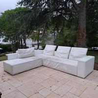 Divano in pelle usato