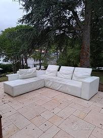 Divano in pelle usato