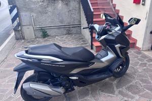 Scooter Honda Forza  350
