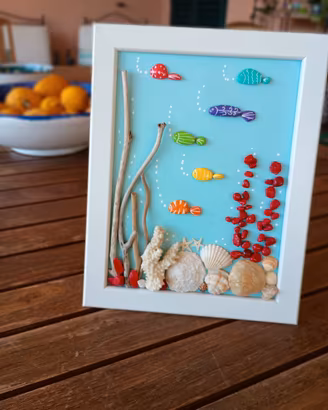 Cornice legno con decorazione tema marino 