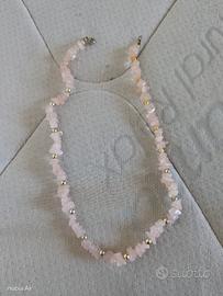 collana con pietre preziose