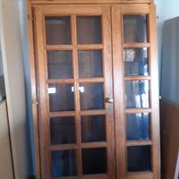 Infissi completi: porta, finestra e scuri