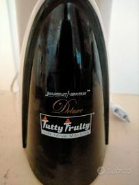 Macchina per gelato con frutta congelata