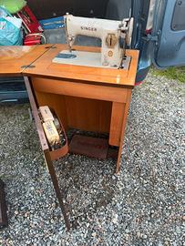 singer con mobile e tutto il kit