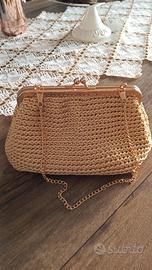 pochette fatta a mano