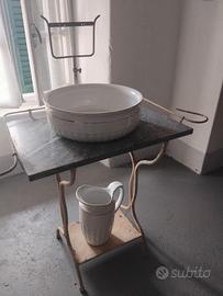 Antico lavabo