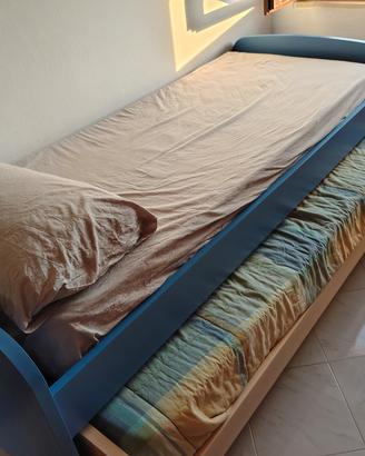 doppio letto con materassi