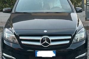 Mercedes B300 metano 2016