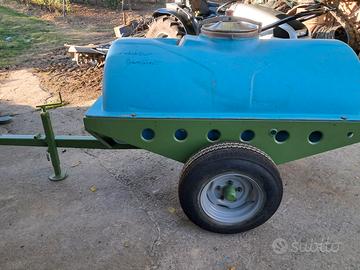 Carrello con cisterna