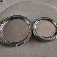 12 sottobicchieri e 2 sotto bottiglie 