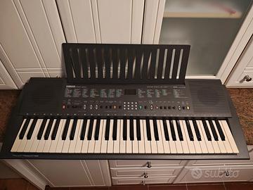 tastiera musicale yamaha PSR 300