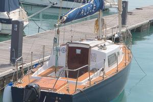 IMBARCAZIONE A VELA A  NOLEGGIO