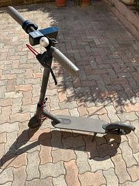 Monopattino elettrico Mi Xiaomi