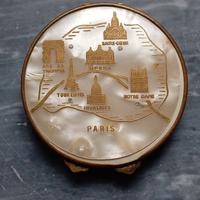 Portacipria vintage in celluloide e ottone