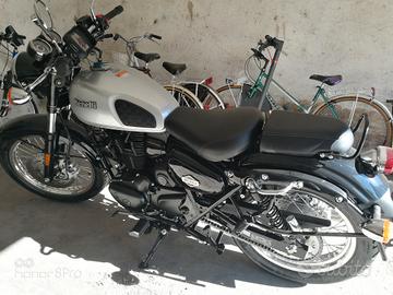 Moto Benelli Imperiale 400