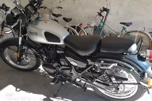 Moto Benelli Imperiale 400
