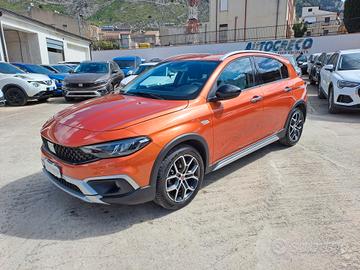 Fiat Tipo 1.0 5 porte Cross