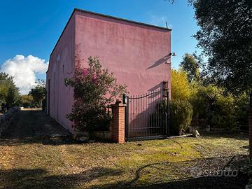 Indipendente in pietra