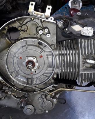 LML 200 : motore forcella centralina volano