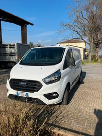FORD TRANSIT CUSTOM TRASPORTO ANIMALI VIVI