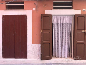 Vicinissimo alle terme a 50 metri dal mare