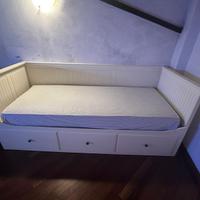 Divano letto con cassetti