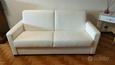 Divano letto matrimoniale 