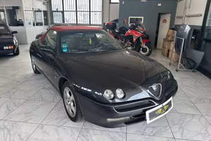 Alfa Romeo GTV Spider 2.0i 16V Twin Spark cat L - 