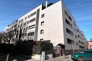 4 LOCALI A SETTIMO MILANESE