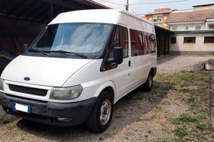 Ford Transit 9 Posti