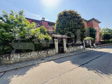 Villa bifamiliare Collegno [Cod. rif 3325815VRG]