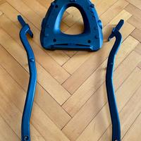 Piastra bauletto e attacchi GIVI Monokey (Versys)