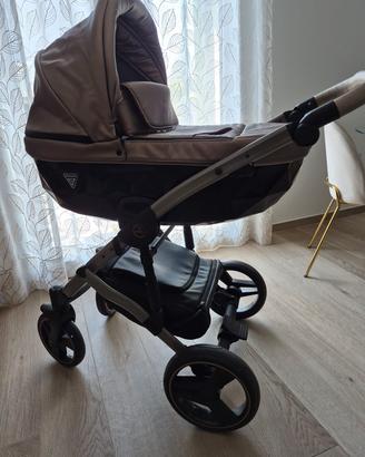 TRIO "JUNAMA FLUO DIAMOND ESCLUSIVE PRAMS" 