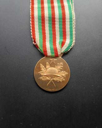 Oro 750 18 k Medaglia 50° Anniversario Vittoria