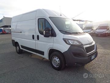 Peugeot BOXER furgone con rivestimento lavabile