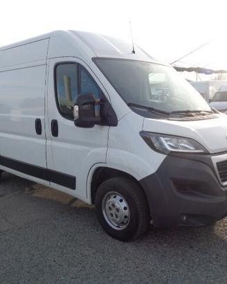 Peugeot BOXER furgone con rivestimento lavabile