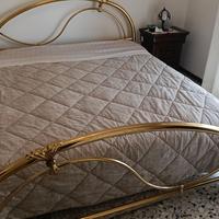 Struttura letto matrimoniale 