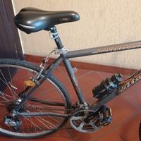 bicicletta Atala fitness 