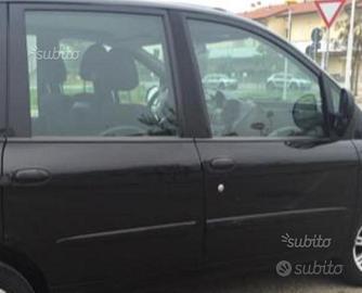 Fiat Multipla 2009 volante mensola porte alzavetri